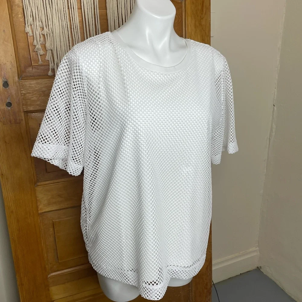Banana Republic White Mesh Layered Short Sleeve Crewneck Blouse - Picture 9 of 16